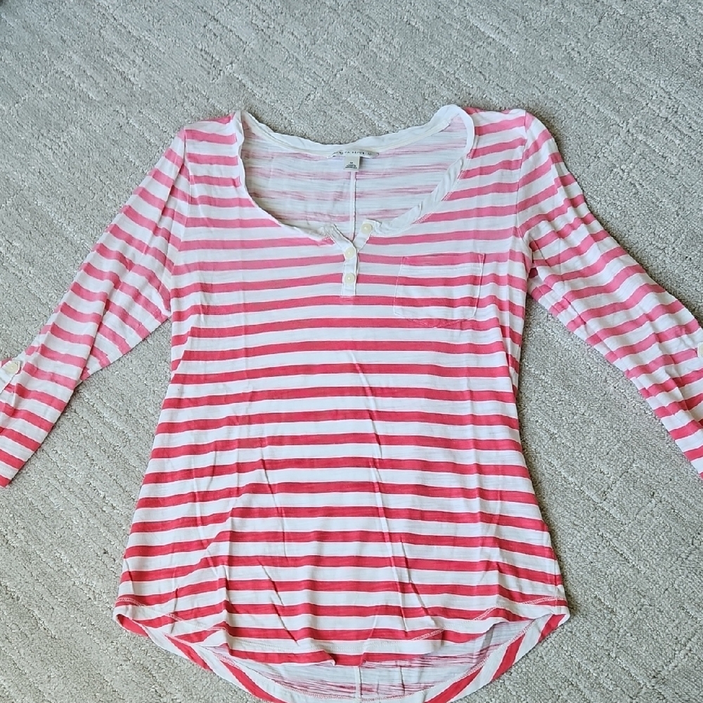 Banana Republic Pink Ombre Striped Henley Style Shirt